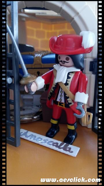 13-Capitn Hook Amoscalla